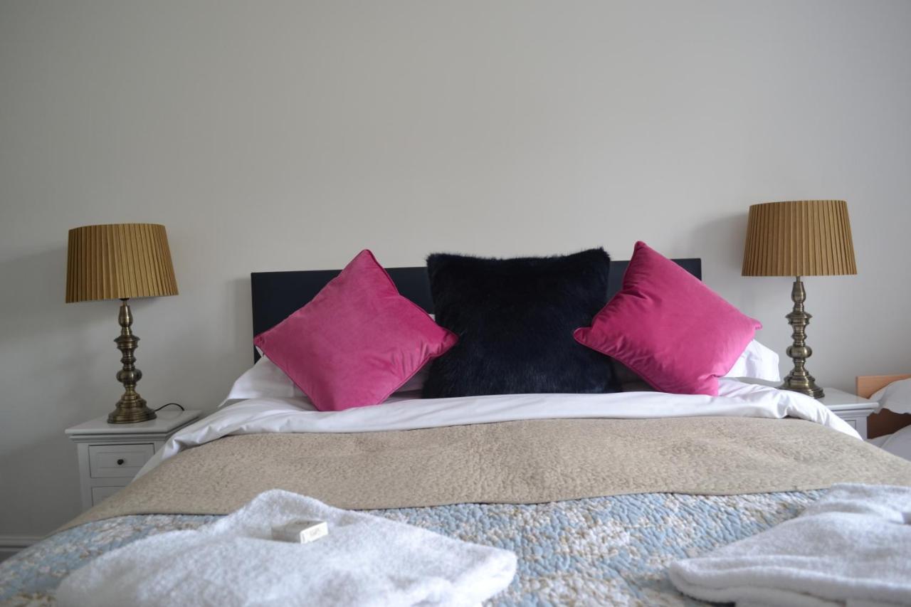 The Nags Head Hotell Lyme Regis Exteriör bild