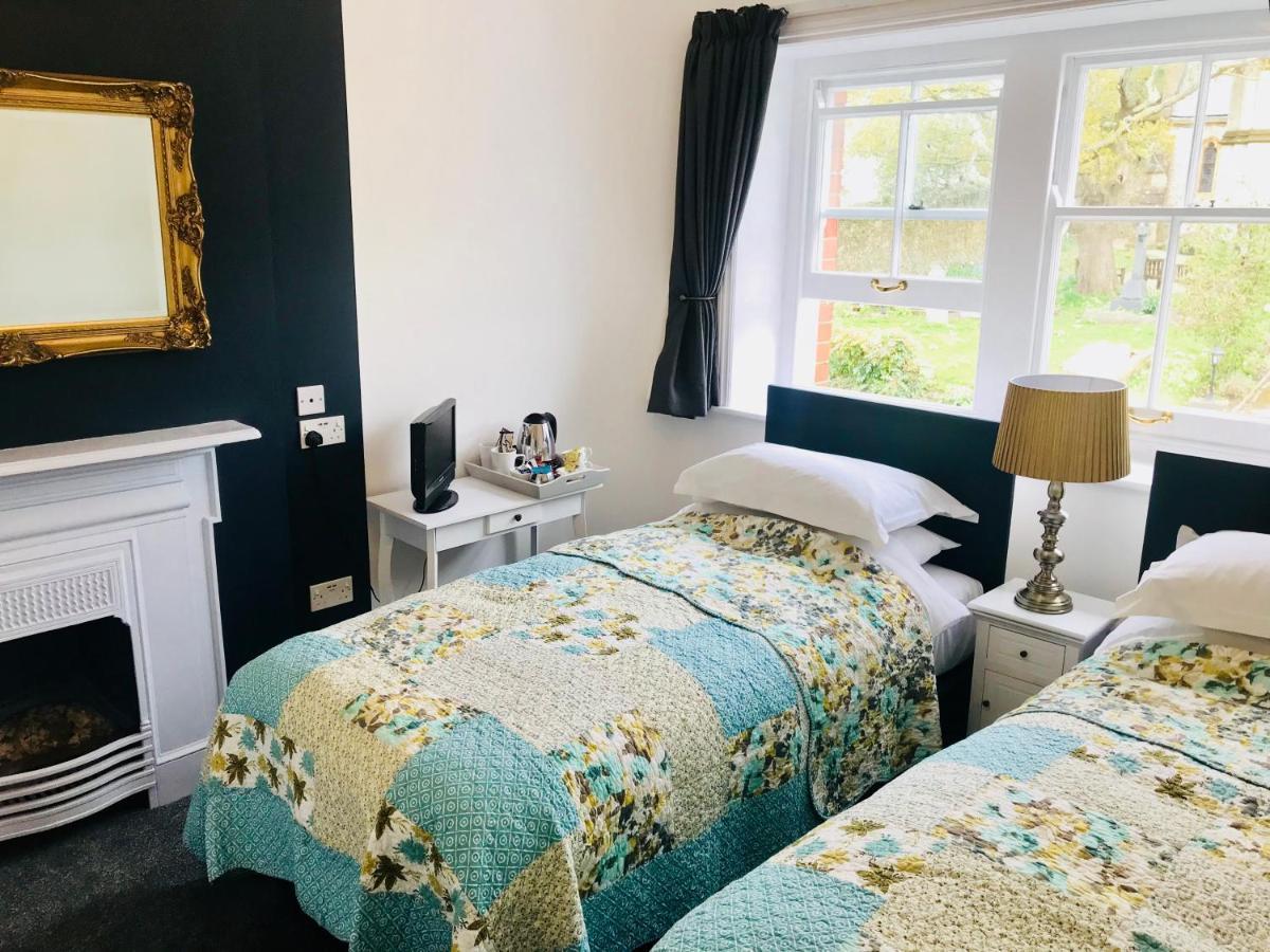 The Nags Head Hotell Lyme Regis Exteriör bild