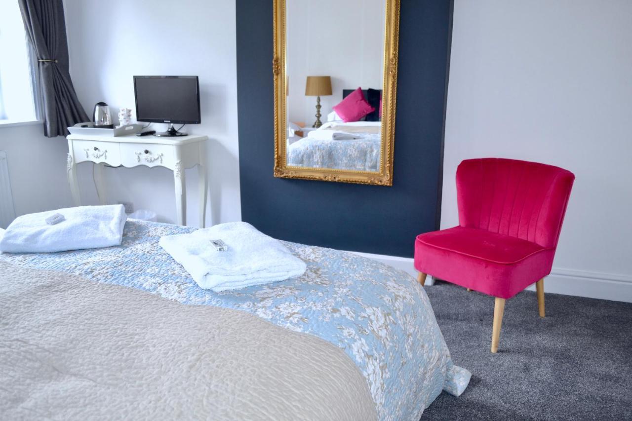 The Nags Head Hotell Lyme Regis Exteriör bild